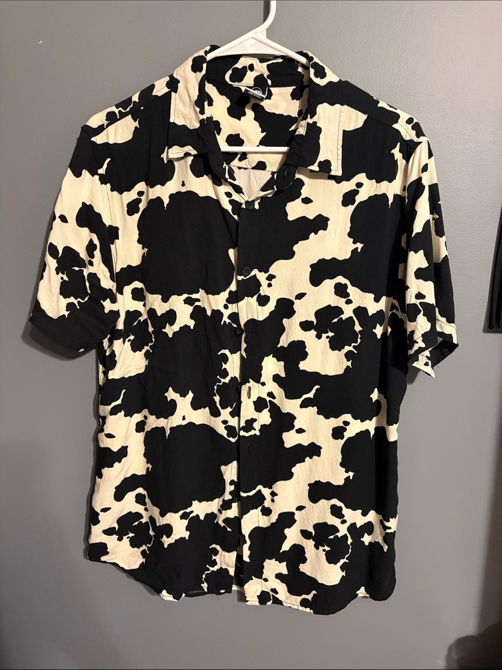 Neff Black and White Cow-Print Short-Sleeve Button-Down Shirt